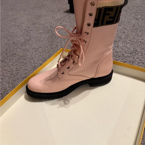 Real Fendi shoes from Neiman Marcus orig price $995 - Picture 12 of 16